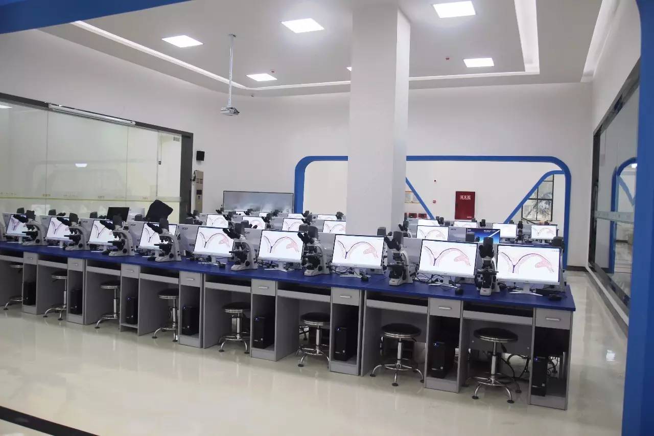 四川天一學(xué)院實(shí)訓(xùn)大樓 打造產(chǎn)教融合新高地，何必羨慕“別人家的實(shí)訓(xùn)室”